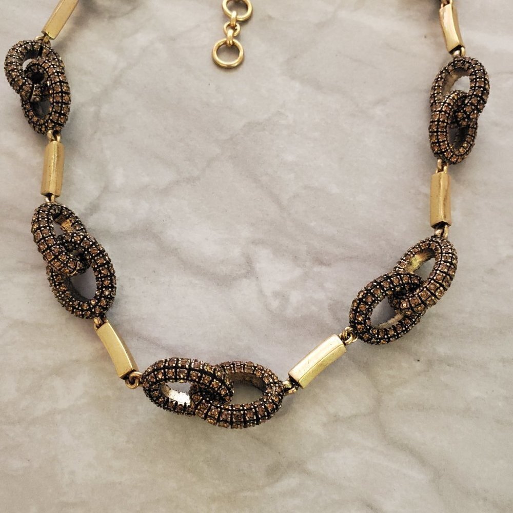 ✨ J.Crew Antiqued Distress Pave Rhinestones Crystal Classic Statement Necklace ✨ - Picture 11 of 13